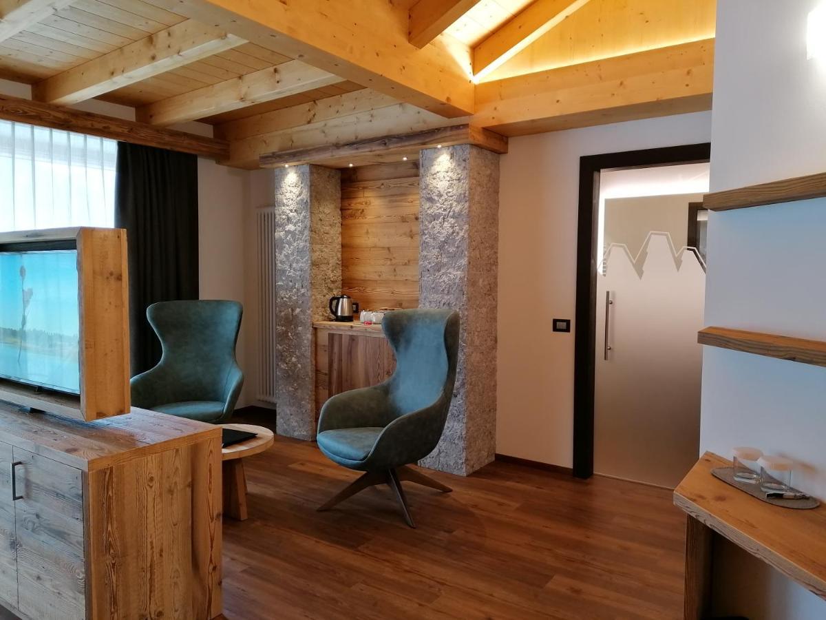 Dolomites B&B - Suites, Apartments And Spa Tesero Ngoại thất bức ảnh