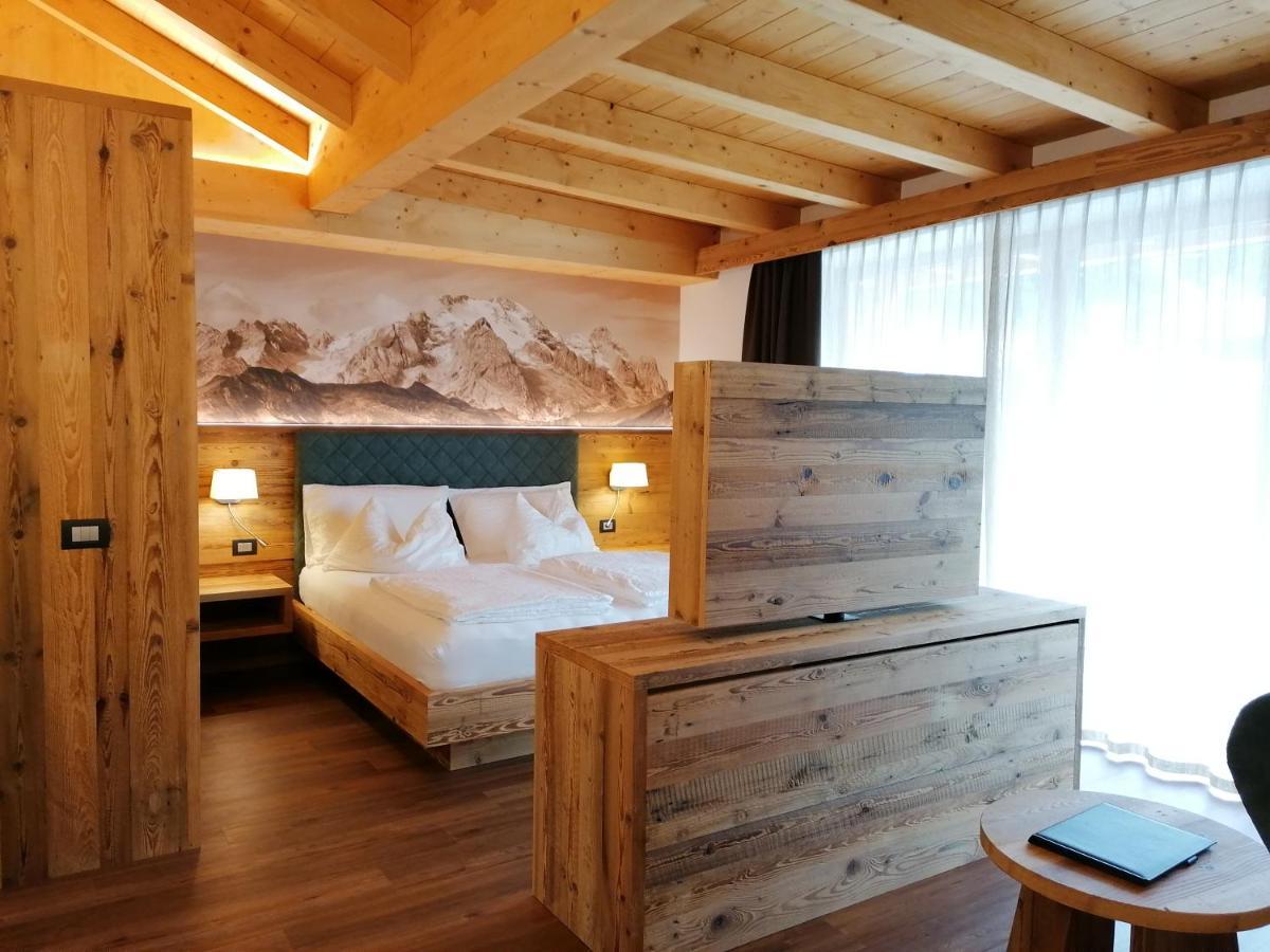 Dolomites B&B - Suites, Apartments And Spa Tesero Ngoại thất bức ảnh