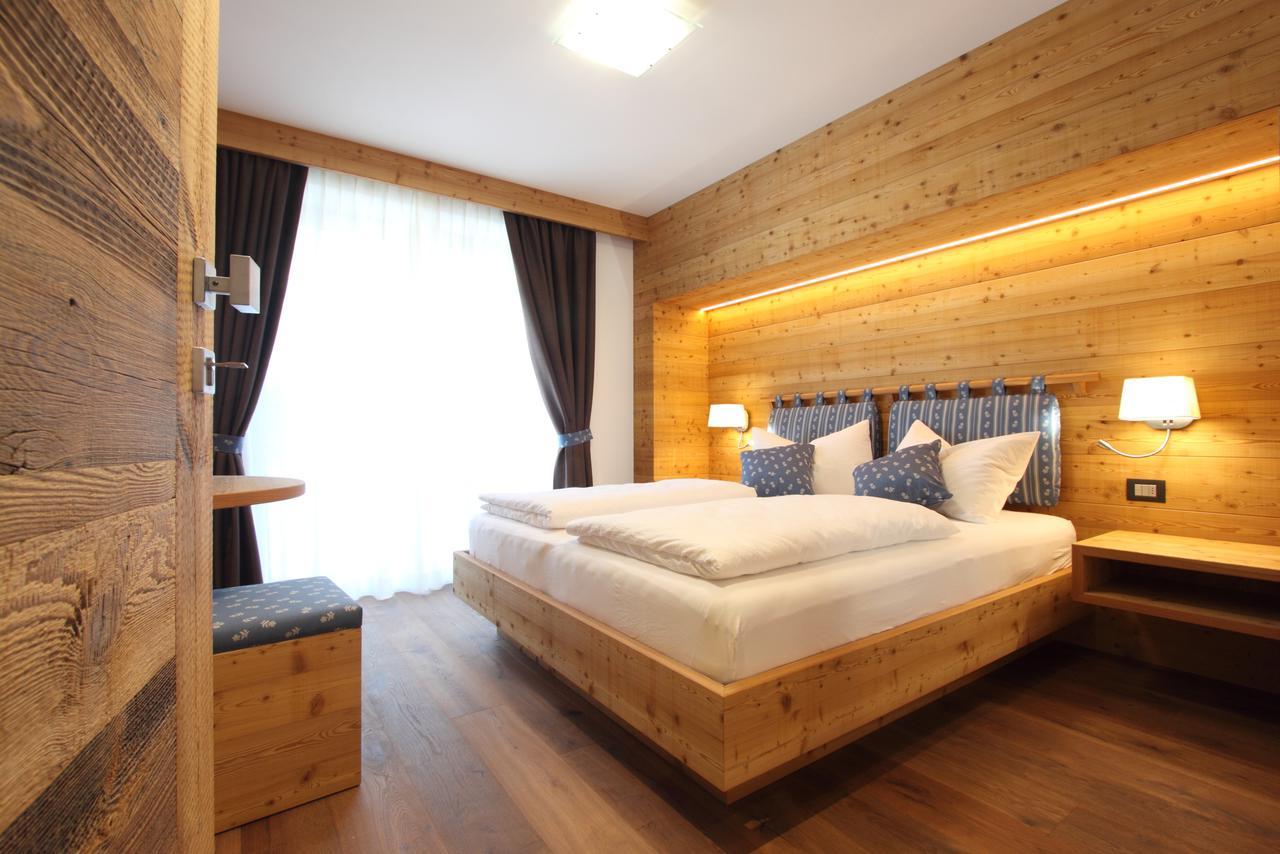 Dolomites B&B - Suites, Apartments And Spa Tesero Ngoại thất bức ảnh